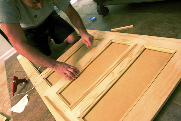 build a screen door