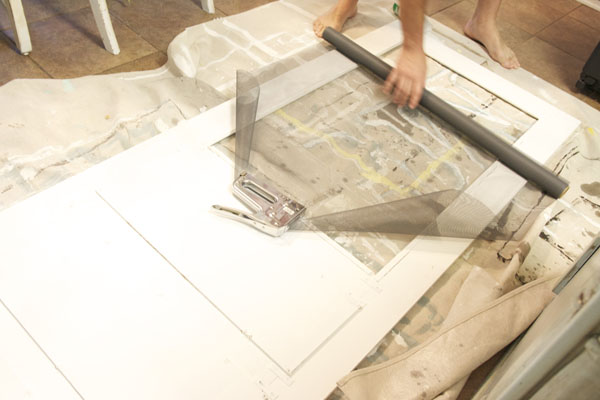 build a screen door